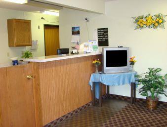Inn Rodeway Near I-35 3*